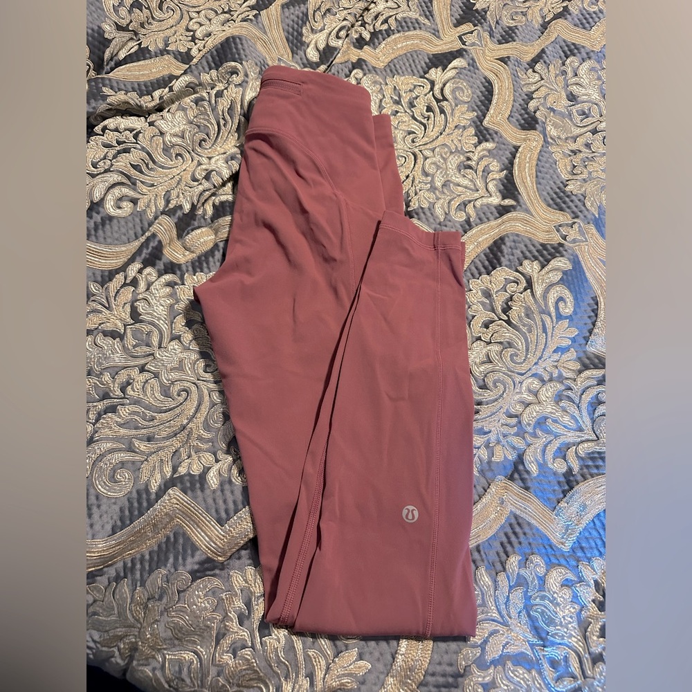 Lululemon Speed Up Tight 28" in Moss Rose - Picture 5 of 5
